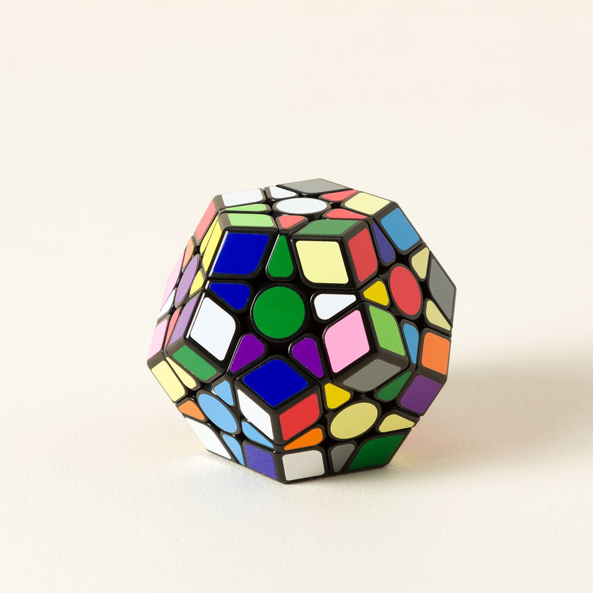 Twist & Solve: Dodecahedron Puzzle